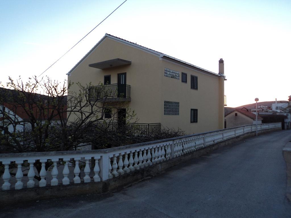 Apartments Racetin Marina Esterno foto